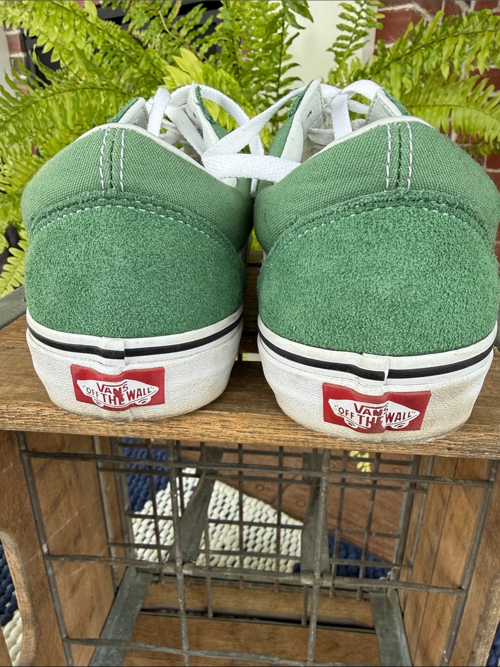 Vans Green and White Old Skool Low-Top Sneakers - Picture 5 of 8